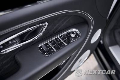 2023 Bentley Bentayga EWB Azure V8 - zdjęcie 32 z 87 - miniatura