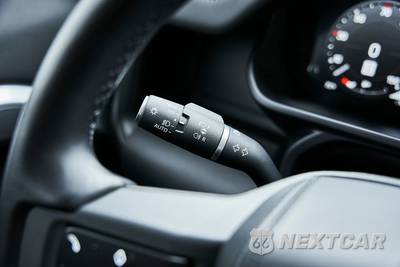 2023 Land Rover Defender 110 X - zdjęcie 61 z 81 - miniatura