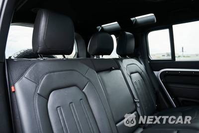 2023 Land Rover Defender 110 X - zdjęcie 48 z 81 - miniatura