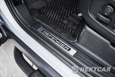 2023 Land Rover Defender 110 X - zdjęcie 40 z 81 - miniatura