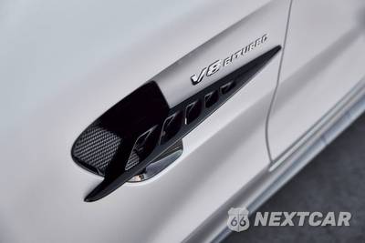 2020 Mercedes-Benz AMG GT R Convertible - zdjęcie 12 z 87 - miniatura