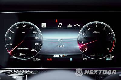 2025 Mercedes-Benz AMG G 63 4MATIC - zdjęcie 64 z 83 - miniatura