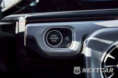 2025 Mercedes-Benz AMG G 63 4MATIC - zdjęcie 62 z 82 - miniatura
