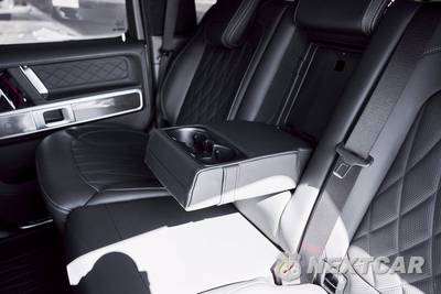 2025 Mercedes-Benz AMG G 63 4MATIC - zdjęcie 52 z 86 - miniatura