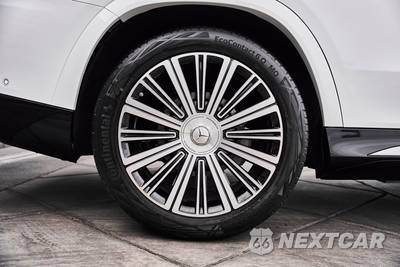 2026 Mercedes-Benz Maybach GLS 600 4MATIC - zdjęcie 13 z 79 - miniatura