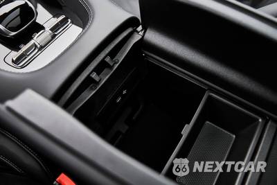 2026 Mercedes-Benz Maybach GLS 600 4MATIC - zdjęcie 70 z 79 - miniatura