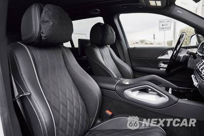 2026 Mercedes-Benz Maybach GLS 600 4MATIC - zdjęcie 40 z 79 - miniatura