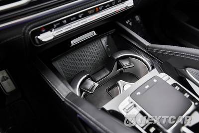 2026 Mercedes-Benz Maybach GLS 600 4MATIC - zdjęcie 68 z 79 - miniatura