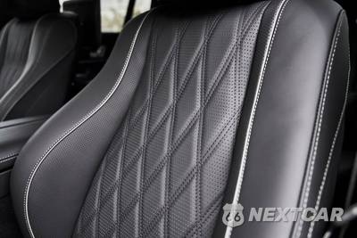 2026 Mercedes-Benz Maybach GLS 600 4MATIC - zdjęcie 44 z 79 - miniatura