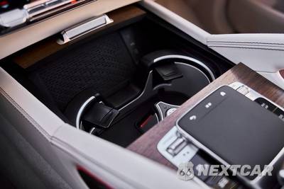2026 Mercedes-Benz Maybach GLS 600 4MATIC - zdjęcie 78 z 94 - miniatura