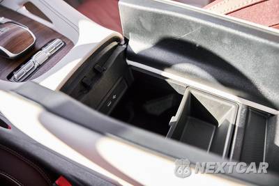 2026 Mercedes-Benz Maybach GLS 600 4MATIC - zdjęcie 74 z 94 - miniatura