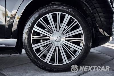 2026 Mercedes-Benz Maybach GLS 600 4MATIC - zdjęcie 21 z 94 - miniatura