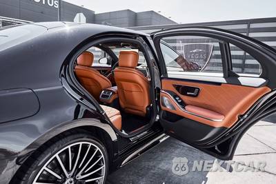 2024 Mercedes-Benz AMG S 63 E - zdjęcie 25 z 77 - miniatura