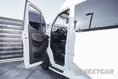 2019 Mercedes-Benz Sprinter 2500 Cargo Van Standard Roof 144.0" WB - zdjęcie 32 z 99 - miniatura