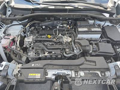 2025 Toyota Corolla Cross L - zdjęcie 16 z 22 - miniatura