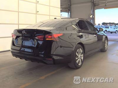 2020 Nissan Altima S - zdjęcie 4 z 21 - miniatura
