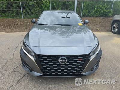 2023 Nissan Altima SR - zdjęcie 2 z 23 - miniatura