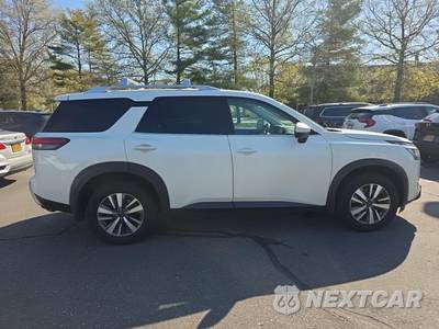 2023 Nissan Pathfinder SL - zdjęcie 4 z 23 - miniatura