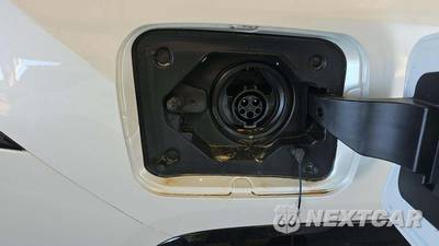 2024 Toyota RAV4 Prime XSE - zdjęcie 18 z 26 - miniatura
