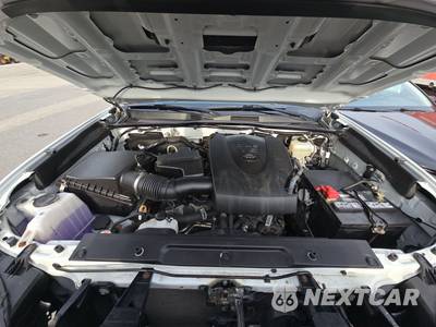 2020 Toyota Tacoma TRD Pro Crew Cab Medium Bed - zdjęcie 15 z 20 - miniatura