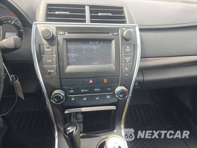 2015 Toyota Camry LE - zdjęcie 11 z 22 - miniatura