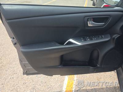 2015 Toyota Camry LE - zdjęcie 9 z 22 - miniatura