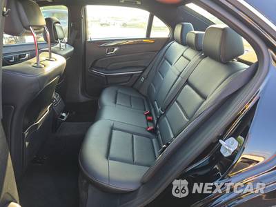 2015 Mercedes-Benz E 350 4MATIC Sedan - zdjęcie 13 z 26 - miniatura