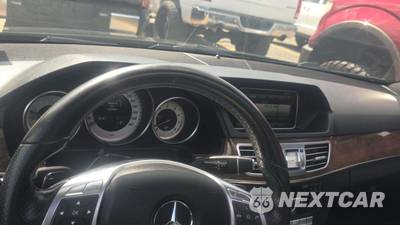 2015 Mercedes-Benz E 350 4MATIC Sedan - zdjęcie 18 z 26 - miniatura