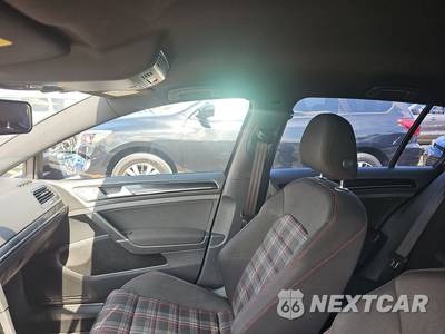 2016 Volkswagen Golf GTI S Hatchback - zdjęcie 17 z 19 - miniatura