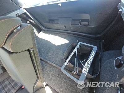 2016 Volkswagen Golf GTI S Hatchback - zdjęcie 16 z 19 - miniatura