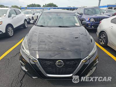 2022 Nissan Altima SR - zdjęcie 2 z 32 - miniatura