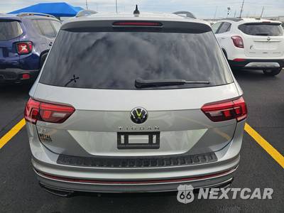 2023 Volkswagen Tiguan SE R-Line Black - zdjęcie 5 z 20 - miniatura