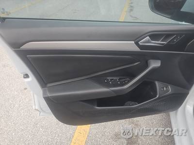 2019 Volkswagen Jetta SE - zdjęcie 9 z 24 - miniatura