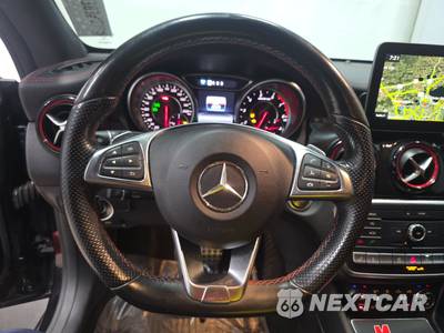 2018 Mercedes-Benz AMG CLA 45 4MATIC - zdjęcie 10 z 26 - miniatura