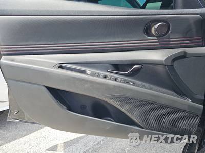 2023 Hyundai Elantra N Line - zdjęcie 9 z 27 - miniatura