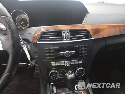 2012 Mercedes-Benz C 300 4MATIC Sedan - zdjęcie 11 z 22 - miniatura