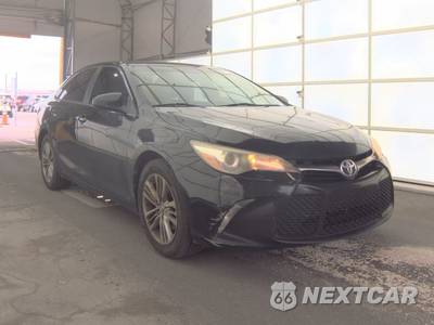 2017 Toyota Camry SE - zdjęcie 3 z 27 - miniatura