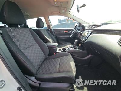2017 Nissan Rogue Sport SV - zdjęcie 8 z 18 - miniatura