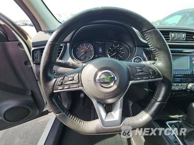 2017 Nissan Rogue Sport SV - zdjęcie 10 z 18 - miniatura