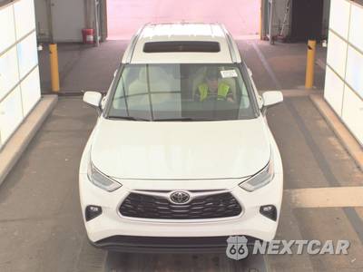 2023 Toyota Highlander XLE - zdjęcie 2 z 22 - miniatura