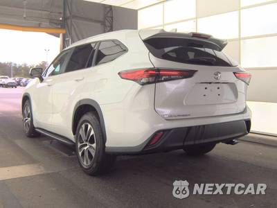 2023 Toyota Highlander XLE - zdjęcie 6 z 22 - miniatura