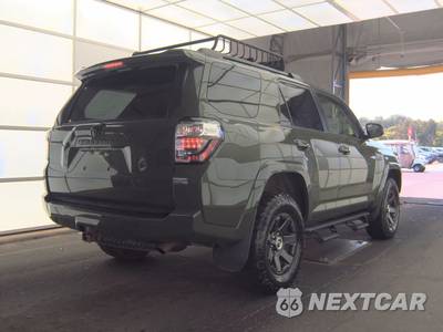 2021 Toyota 4Runner Trail Special Edition - zdjęcie 4 z 27 - miniatura