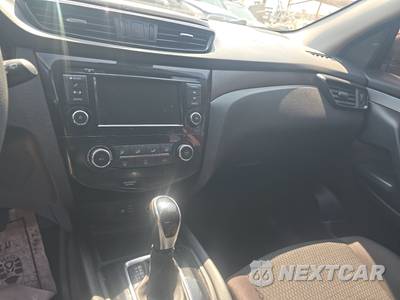 2020 Nissan Rogue Sport S - zdjęcie 11 z 23 - miniatura