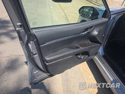 2024 Toyota Camry XSE - zdjęcie 9 z 30 - miniatura