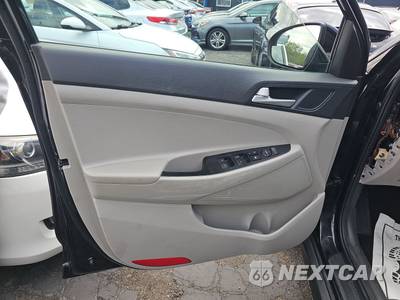 2021 Hyundai Tucson SE - zdjęcie 9 z 50 - miniatura