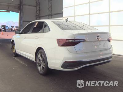 2023 Volkswagen Jetta SE - zdjęcie 8 z 35 - miniatura