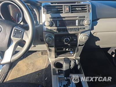 2012 Toyota 4Runner SR5 - zdjęcie 11 z 18 - miniatura