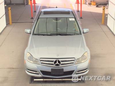 2013 Mercedes-Benz C 300 4MATIC Sedan - zdjęcie 2 z 18 - miniatura