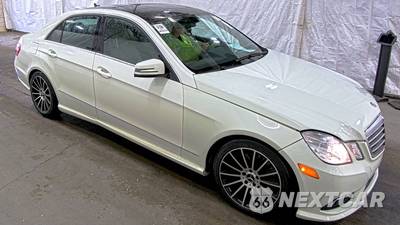 2011 Mercedes-Benz E 350 4MATIC Sedan - zdjęcie 3 z 26 - miniatura