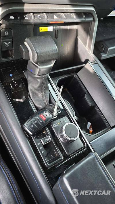 2023 Toyota Tundra Platinum Crew Cab Short Bed - zdjęcie 21 z 23 - miniatura